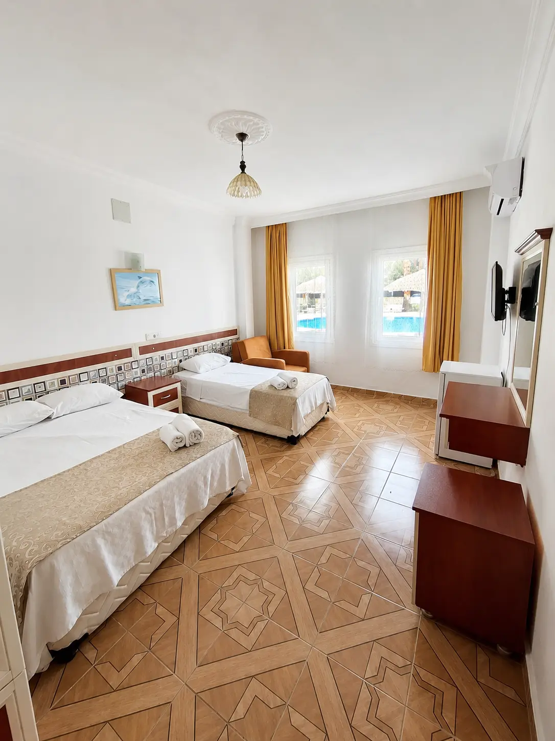 Yakamoz Otel
